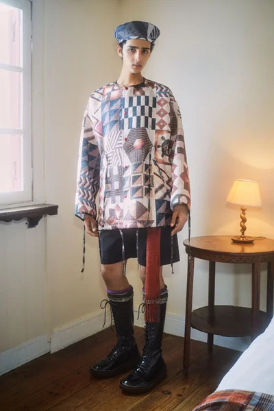 Look 11